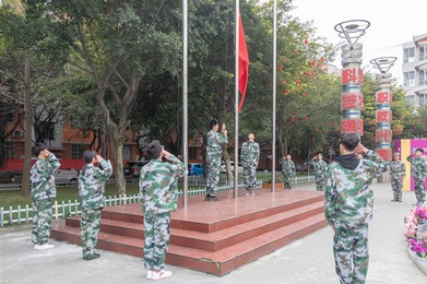 DƬ3.jpg