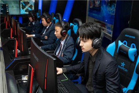 DƬ3.jpg